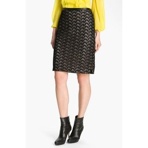 Diane Von Furstenberg  Beautiful Lace Skirt ❤️